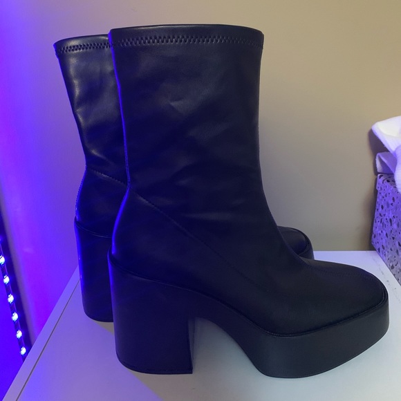 Size 9, from Zara. Brand new so the have nver been used - Picture 2 of 3